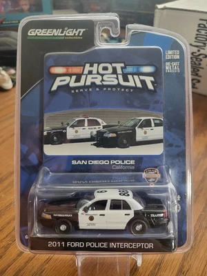 MUY RARO Greenlight Hot Pursuit San Diego Ford Police Interceptor sin barra de luz Foto 1 de 4
