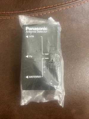 PANASONIC ANTENNA SELECTOR VSQ0107 - Image 1 of 2