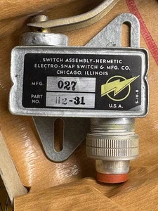 Electro Snap Switch H2-31 Switch Assembly New In Box  - Picture 1 of 6