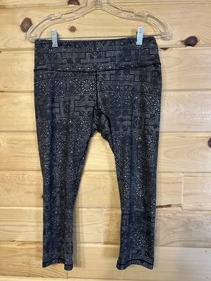prAna Women’s Capri Leggings Medium Black Geometric Print Yoga Fitness Pants - Image 1 of 4