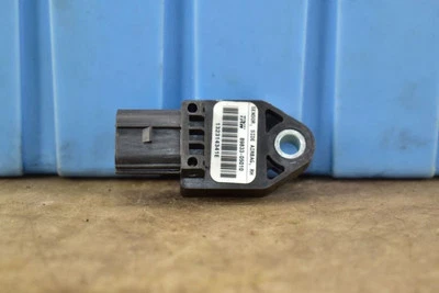 Toyota Avensis Break T25 2.0 Crashsensor Airbag Arrière Droit Capteur pour - Photo 1/2