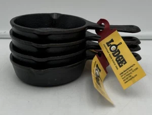 🍳LODGE CAST IRON 3-1/2 Inch 3.5” Miniature Mini Skillet, Set of 4, New w/ Tags - Picture 1 of 9
