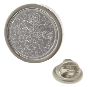 1965 Argent Pièce Six Pence en Plaque 56 An Cadeau Badge Broche Cravate - Picture 1 of 8