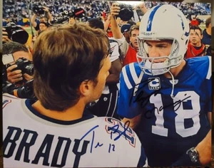 TOM BRADY & PEYTON MANNING Dual Signed Autographed Photo - NFL Legends - Picture 1 of 8