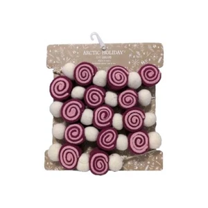 NWT Arctic Holiday Felt/Wool Type 6 Ft Garland Peppermint Candy Valentine's - Picture 1 of 1