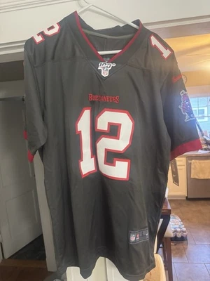 Camiseta Tom Brady Tampa Bay Buccaneers jugadores de la NFL en el campo talla L Foto 1 de 3