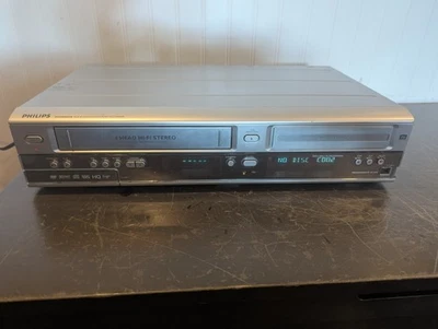 Philips VCR DVD Player/Recorder Model DVDR600VR/37 - Image 1 of 4
