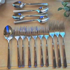 14 Oneida EASTON Cube Stainless Flatware Fork Knives Spoon - Picture 1 of 5