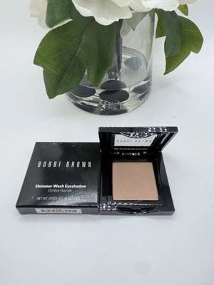 Bobbi Brown Shimmer Wash Eyeshadow CHAMPAGNE 13 - Full Size 0.10 Oz. / 2.8 g - Image 1 of 2
