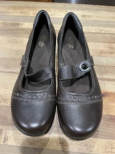 Mujer Clarks Maryjanes Talla 11M Cuero Marrón  - Imagen 1 de 7