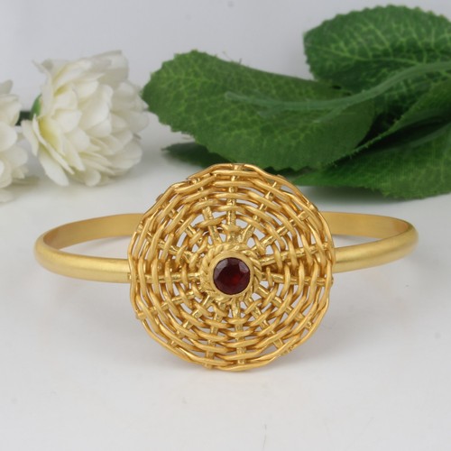 VALENTINO Braccialetto design filo intrecciato placcato oro giallo pietra preziosa granato regalo