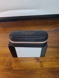 Mary Kay Black Pebbled Lip Stick Case with Mirror Zipper With Lips Charm - Picture 1 of 10