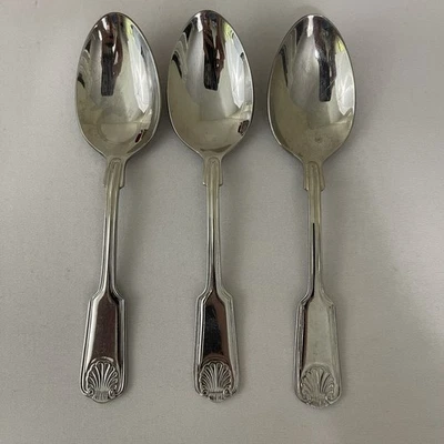 3 Towle London Shell Stainless Satin Soup Spoons  18/10 - Image 1 of 3