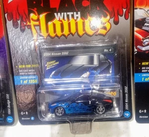 Nissan 350Z 2004 Johnny Lightning azul llamas - 1:64 - Imagen 1 de 2
