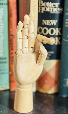 Jointed Wooden Manikin Right Hand Model for Artist Drawing Sketching Moveable - Image 1 of 4