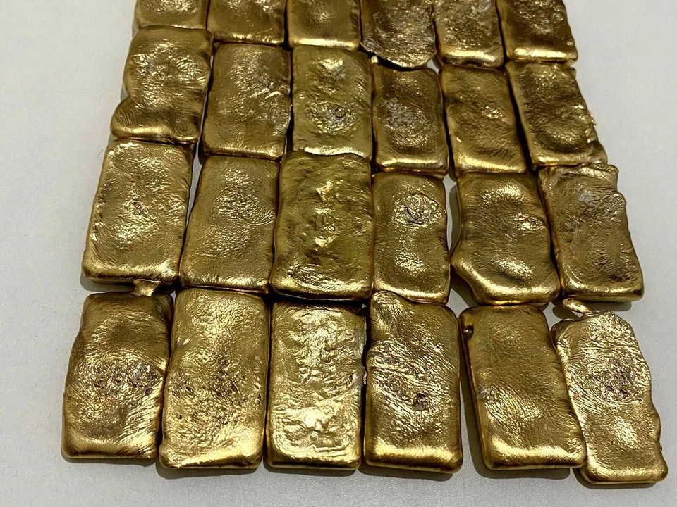 600 Grams Scrap Gold Bar For Gold Recovery Melted Different Computer Coin Pins - Imagen 1 de 4