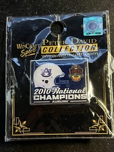 Prendedor de solapa Peter David Auburn Tigers 2010 campeones nacionales con licencia oficial - Imagen 1 de 3