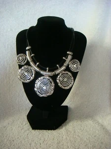 Fashion necklace silver spiral circles with crystal centre on leather cord - Picture 1 of 3
