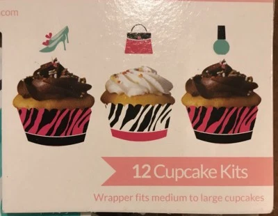 Zebra Print Spa Day Girlie Party Supplies-Cupcake Wraps with Topper - Image 1 of 2