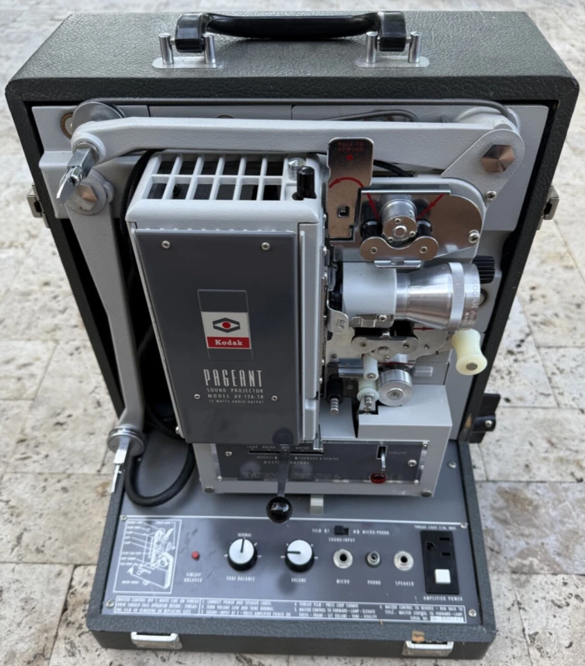 Projetor de som KODAK Pageant AV126TR 16mm defeituoso testado e funcionando G3D - Imagem 1 de 4