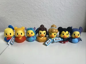 Disney Duckalooz Gummiente Figuren Menge 7 Spielzeug 3" Jeep Disney Enten - Bild 1 von 13
