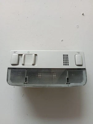 Luz de techo para Volkswagen Golf 6 sedán 3B0947105 (08>12) Foto 1 de 3