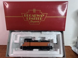 HO Scale 179 Broadway Limited Paragon Sound Equipped SW7 Phase 1 Milwaukee Road - Picture 1 of 6