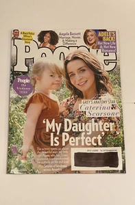 PEOPLE Weekly Magazine  -  NOVEMBER 9,  2020  -  CATERINE SCORSONE - Picture 1 of 1