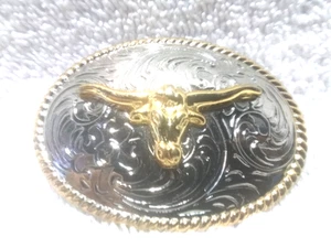 Small Gold Texas Longhorns On Silver Engrave Background Buckle Gold Edge Great - Picture 1 of 8