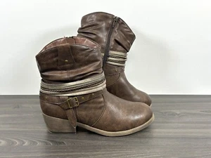 Jellypop braune Kunstleder Reiter Damenstiefel mit seitlichem Reißverschluss Größe 9W - SCHÖN! - Bild 1 von 16