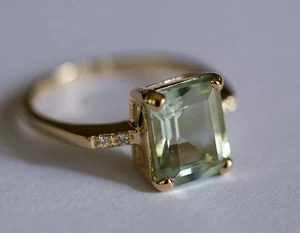 R226 Genuine 9ct Yellow GOLD NATURAL Green Amethyst & Diamond Ring size M - Picture 1 of 5
