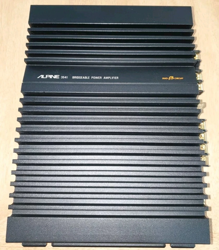 Alpine 3541  Amplificador 2 Canales.Made in Japan.Excellent unit - Imagen 1 de 4