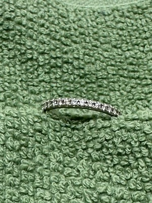 Anillo banda diamantes del Nilo Azul oro blanco de 18 k Foto 1 de 4