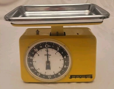 Винтажные кухонные весы Stube с лотком середины века ретро кг и фунты желтые - Изображение 1 из 4