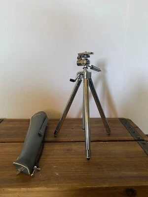 Sunset Telescoping Metal Tripod Vintage Japanese, With Case. Great Condition - Image 1 of 4