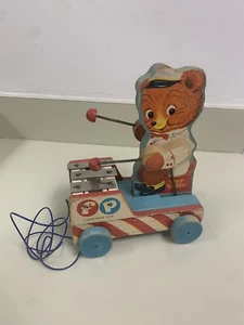 Vintage Fisher Price No. 636 TINY TEDDY Wooden Pull Toy BEAR Playing Xylophone - Picture 1 of 10