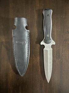 Case XX Vintage RARE Boot Knife 1990 E77-4 1/2 SS Dagger Fixed Blade - Picture 1 of 7