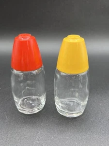 Vintage Gemco Salt & Pepper Shakers Clear Glass, Red & Yellow Tops - Picture 1 of 7