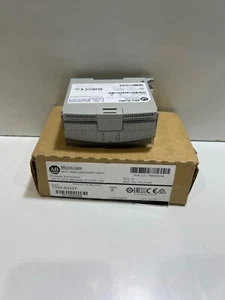 Allen bradly 1762-IQ32T MicroLogix 32 Point Input Module 1762IQ32t - Picture 1 of 4