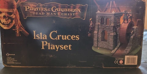 Disney's Pirates of the Caribbean Dead Man's Chest Isla Cruces Playset Cover