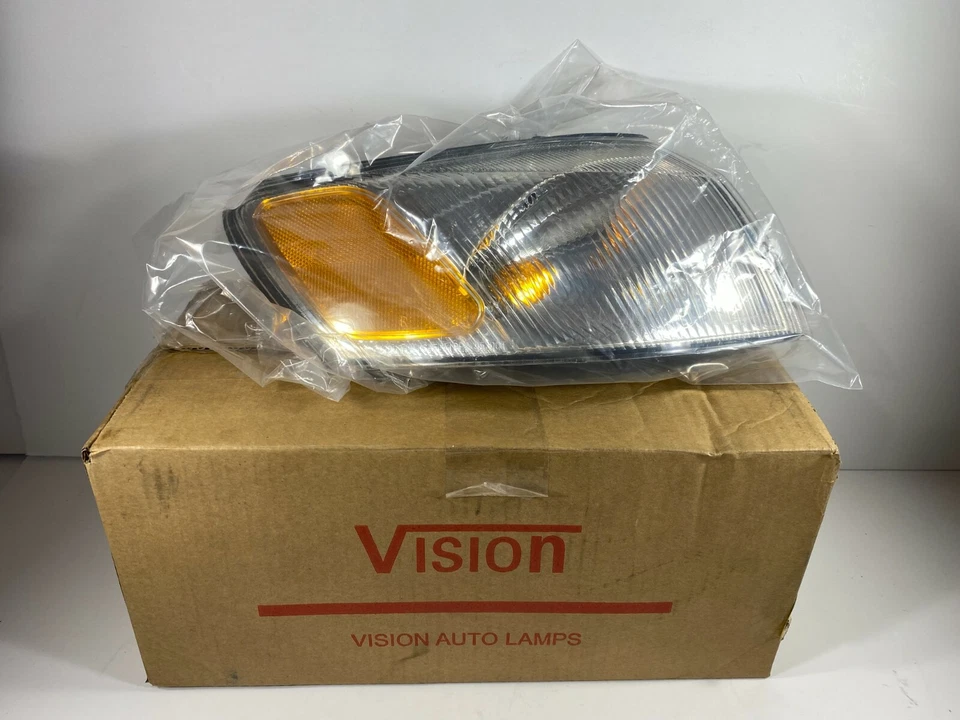 Nuevo conjunto de lámpara de luz de estacionamiento derecha 1997 1998 1999 Toyota Camry To2531126V Foto 1 de 4