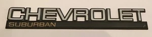 1992-1999 CHEVROLET SUBURBAN REAR TAIL GATE EMBLEM BADGE OEM Nameplate 15610518 - Picture 1 of 3