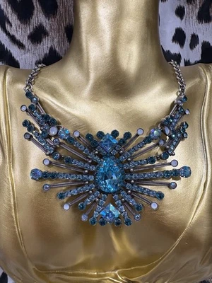 Collar de plata antiguo Sorrelli Sparkling Spectacle Starburst Emerald Coast Foto 1 de 4