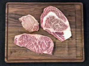 Bistecca giapponese Wagyu taglia 28 oz Ribeye disossata e filetto sapore ricco di mignon - Foto 1 di 9