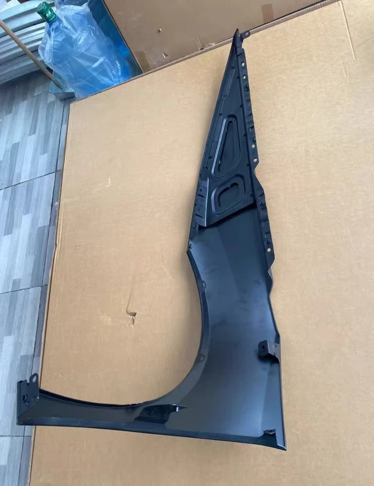 Guardabarros izquierdo para Lamborghini HURACAN EVO LP580/LP610 4T0821021D Foto 1 de 4