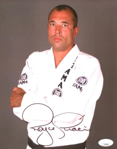 Royce Gracie Signed 8x10 Photo (JSA COA) - Foto 1 di 2