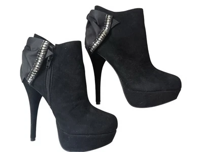 NUEVO SIN ETIQUETAS Negro Imitación Gamuza Plataforma Alta Botines Satinado Estrás Arco Talla 7 Foto 1 de 4