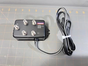 4 Output UHF/VHF/FM 10db Amplifier Indoor Distribution 50-900 MHz PN 32121 Video - Picture 1 of 4