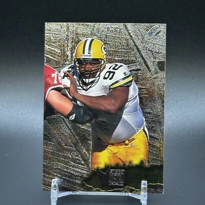 1996 Fleer Metal Reggie White #46 - Green Bay Packers - Image 1 of 2
