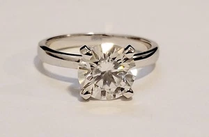 2.00 Carat Round Brilliant Moissanite Solitaire Ring 10k Gold Charles & Colvard. - Picture 1 of 9